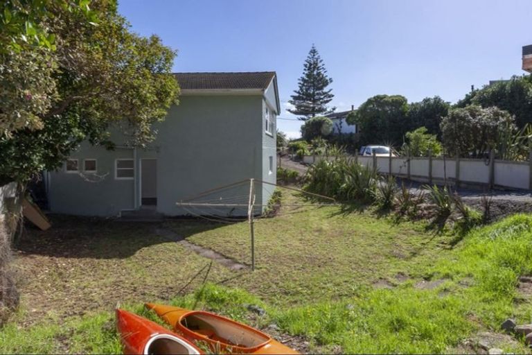 Photo of property in 9b The Esplanade, Raumati South, Paraparaumu, 5032