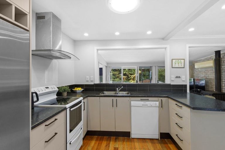 Photo of property in 68 Raukawa Street, Stokes Valley, Lower Hutt, 5019