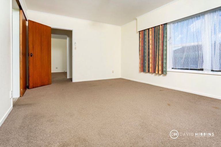Photo of property in 2/18 Anne Road, Hillcrest, Auckland, 0627