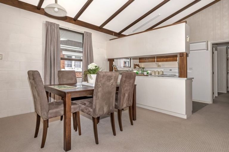 Photo of property in 2/63 Harris Street, Kaiti, Gisborne, 4010