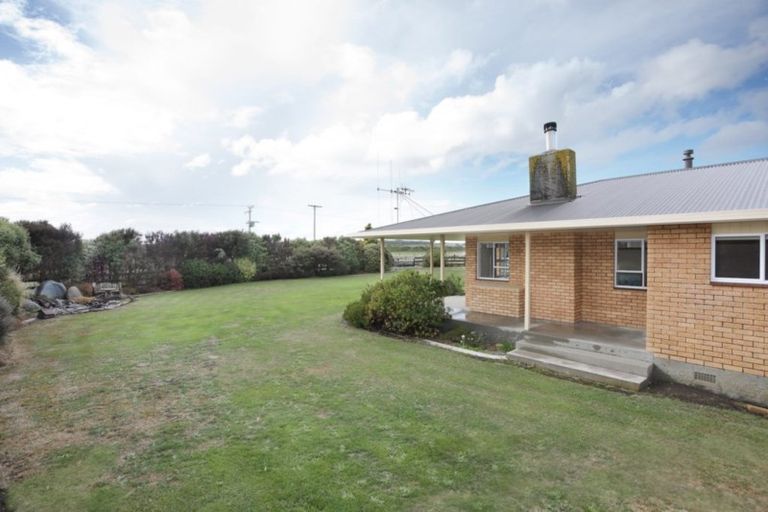 Photo of property in 547 Raumai Road, Bulls, 4894