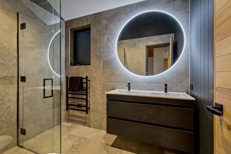 Photo of property in 67 Spur Ridge Rise, Jacks Point, 9371