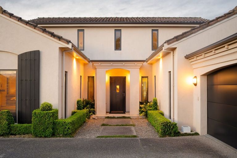 Photo of property in 35 The Esplanade, Huntington, Hamilton, 3210