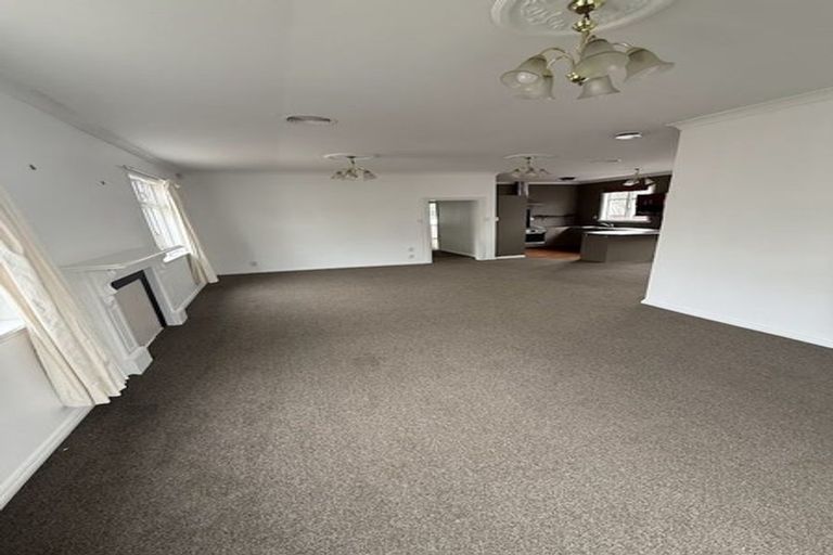 Photo of property in 22 Riddlers Crescent, Petone, Lower Hutt, 5012