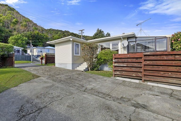 Photo of property in 34 Petrie Street, Wainuiomata, Lower Hutt, 5014