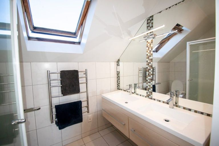 Photo of property in 54 Medway Street, Richmond, Christchurch, 8013