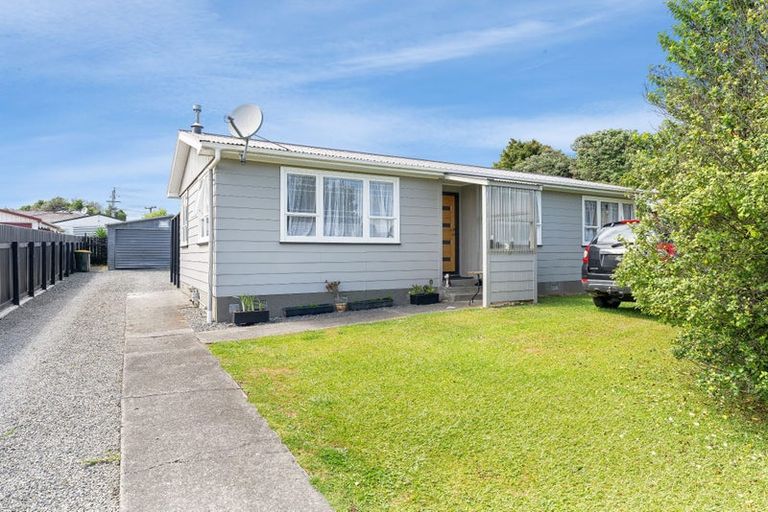 Photo of property in 7 Ryder Crescent, Levin, 5510