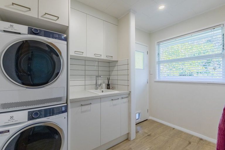 Photo of property in 19 Selwyn Road, Havelock North, 4130