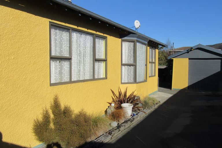 Photo of property in 9 George Street, Waimate, 7924