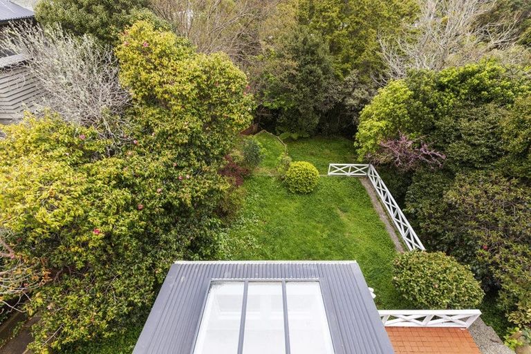 Photo of property in 26 Fitzroy Street, Wadestown, Wellington, 6012