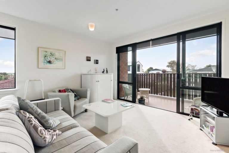 Photo of property in 103/104 Edinburgh Street, Pukekohe, 2120