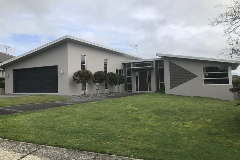 Photo of property in 14 Portobello Way, Huntington, Hamilton, 3210