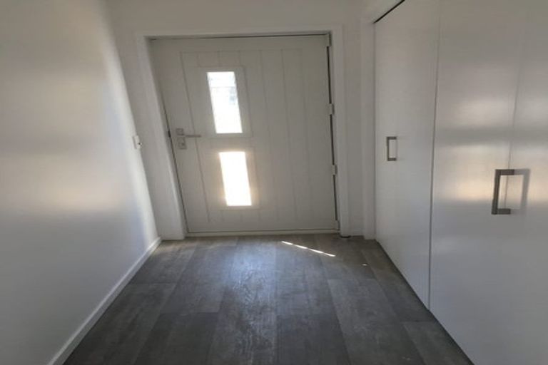 Photo of property in 1 Aurora Avenue, Welcome Bay, Tauranga, 3112