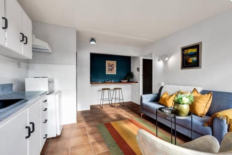 Photo of property in 32a Glen Almond Street, New Plymouth, 4310