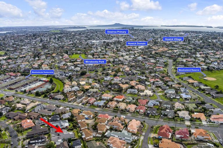 Photo of property in 18 Simmental Crescent, Somerville, Auckland, 2014