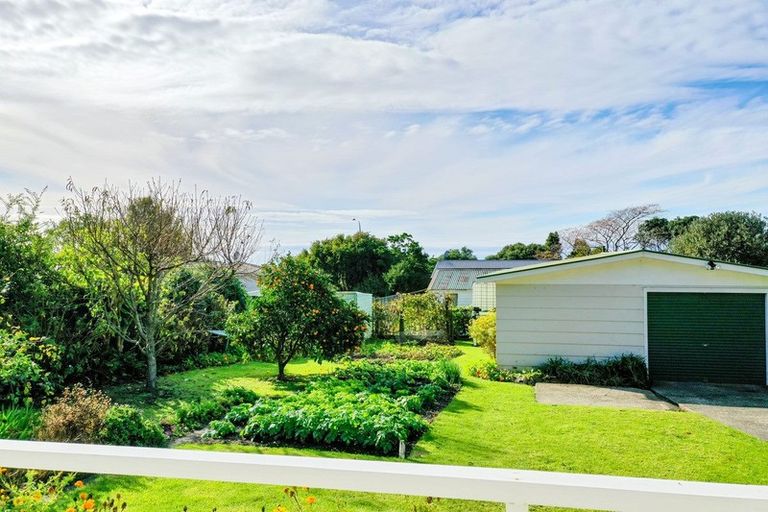 Photo of property in 82 Pakeha Street, Matata, Whakatane, 3194