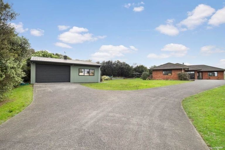 Photo of property in 196 Glenbrook Road, Karaka, Pukekohe, 2679
