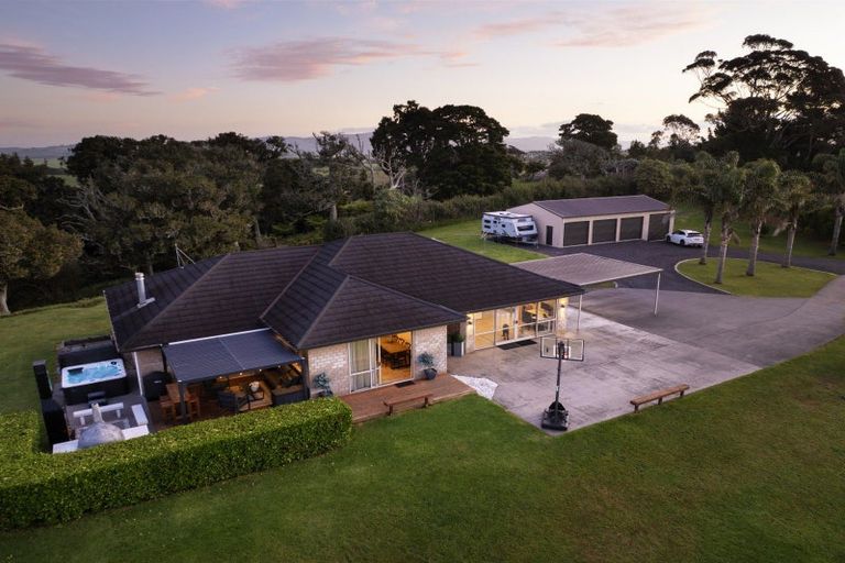 Photo of property in 331b Bald Hill Road, Waiuku, 2681