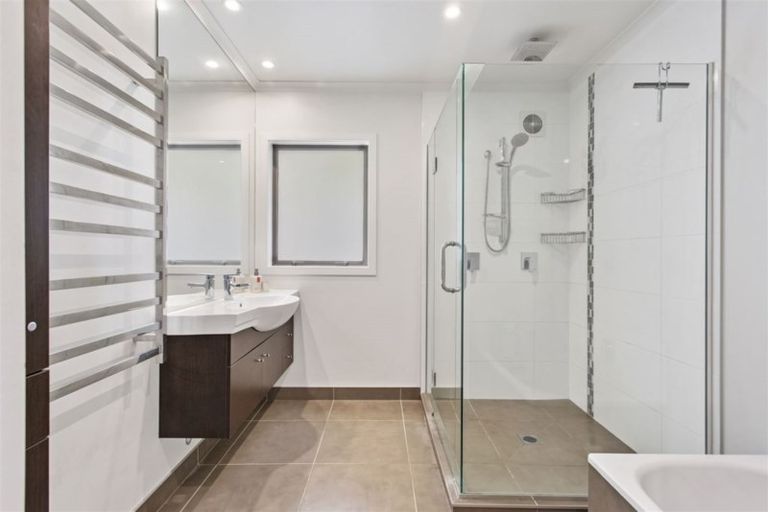 Photo of property in 44 Matipo Road, Mairangi Bay, Auckland, 0630