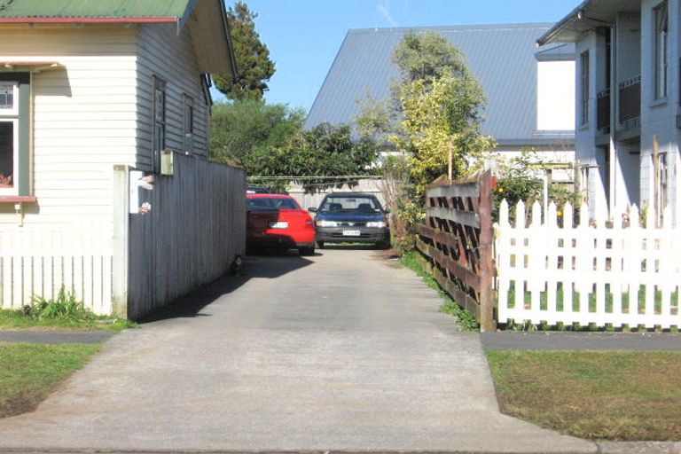 Photo of property in 16a Coates Street, Hamilton East, Hamilton, 3216
