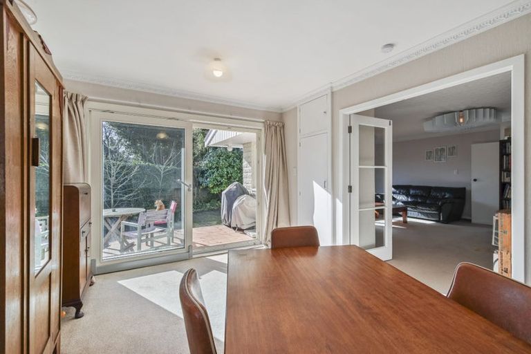 Photo of property in 16 Stormont Place, Avonhead, Christchurch, 8042