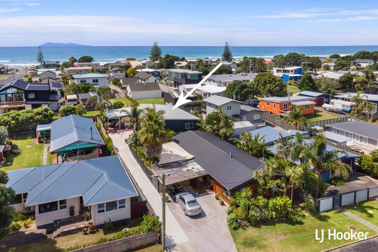 Photo of property in 11a Hillview Road, Waihi Beach, 3611