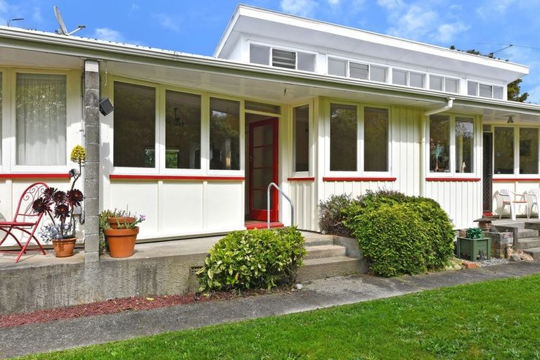 Photo of property in 18 Marion Street, Silverstream, Upper Hutt, 5019