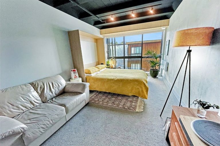 Photo of property in Vedado Apartments, 208/41 Hopper Street, Mount Cook, Wellington, 6011