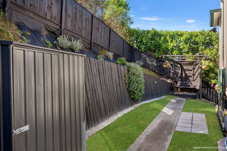 Photo of property in 3b Laing Cove, Havelock North, 4130