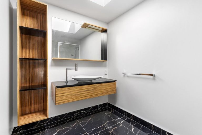 Photo of property in 1/30 Marine Parade, Mount Maunganui, 3116