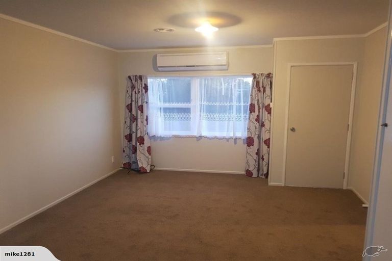 Photo of property in 1/16 Cambridge Road, Manurewa, Auckland, 2102