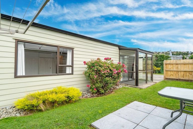 Photo of property in 13c Burns Street, South Dunedin, Dunedin, 9012