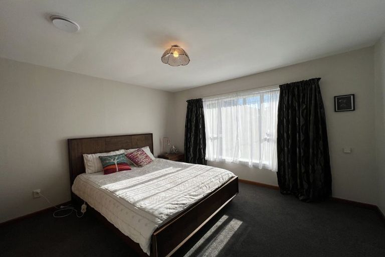 Photo of property in 2/38 Ensign Street, Halswell, Christchurch, 8025