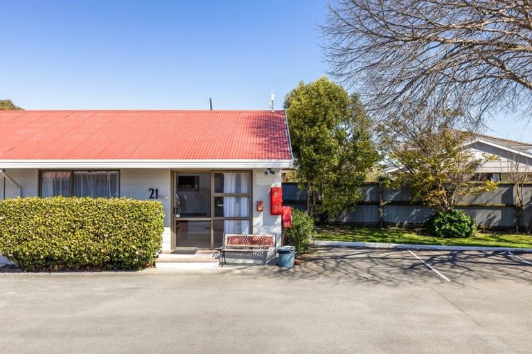 Photo of property in 103 Roydvale Avenue, Burnside, Christchurch, 8053