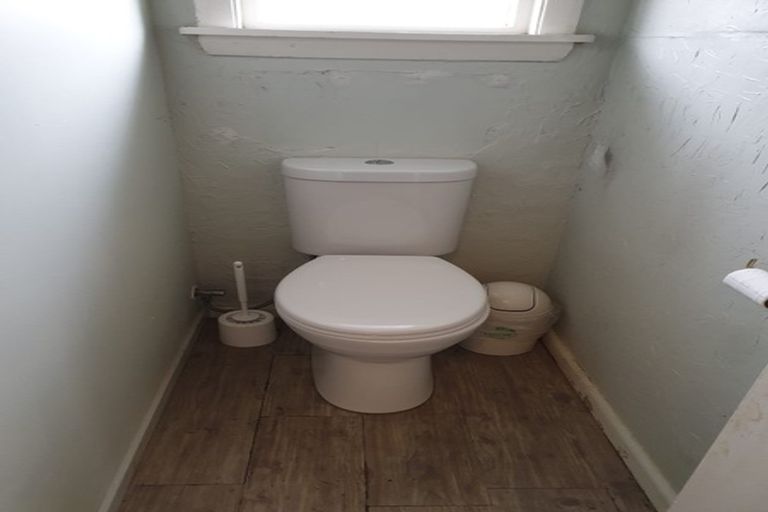 Photo of property in 189 Memorial Avenue, Burnside, Christchurch, 8053