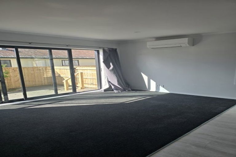 Photo of property in 7/64 Glen Road, Stokes Valley, Lower Hutt, 5019