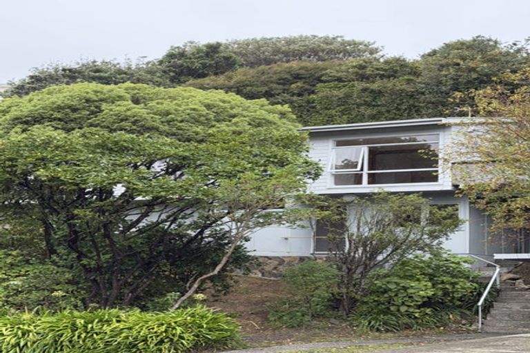 Photo of property in 135 Mairangi Road, Wilton, Wellington, 6012