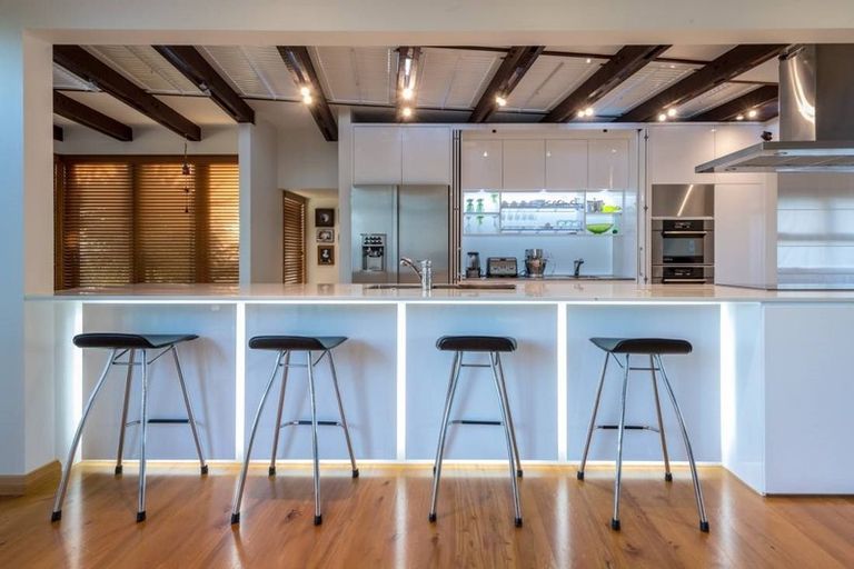 Photo of property in 11 Clifton Road, Browns Bay, Auckland, 0630