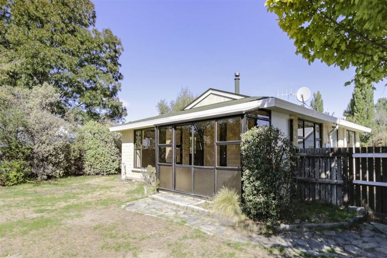 Photo of property in 33 Bernard Road, Albert Town, Wanaka, 9305