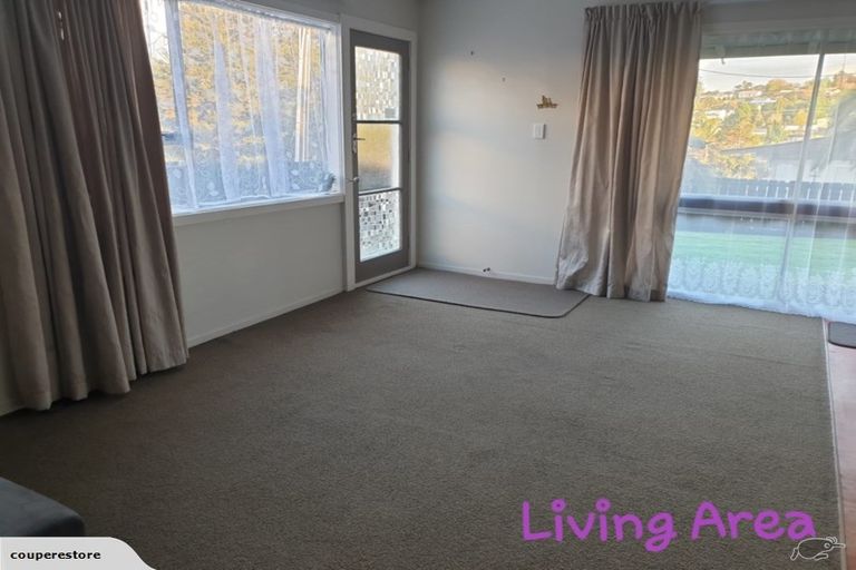 Photo of property in 37 Triangle Road, Massey, Auckland, 0614