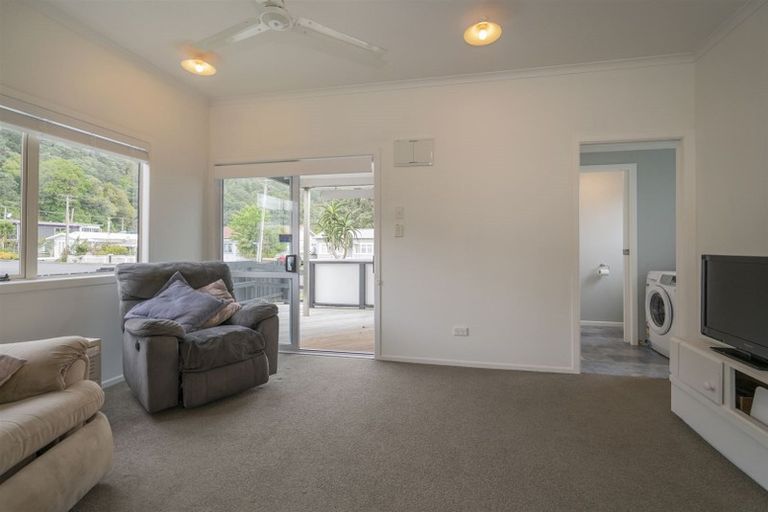 Photo of property in 6 Aputa Avenue, Te Puru, Thames, 3575