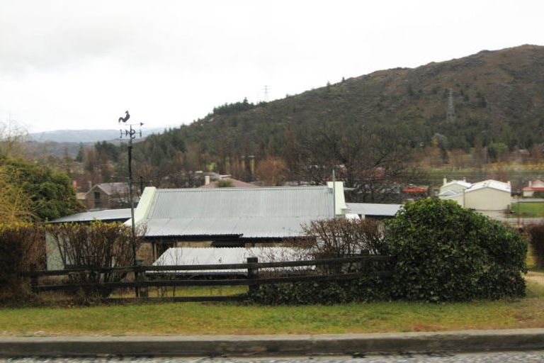 Photo of property in 23 Hazlett Street, Clyde, 9330