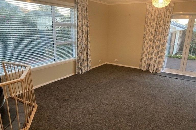 Photo of property in 48 Martbern Crescent, Bishopdale, Christchurch, 8053