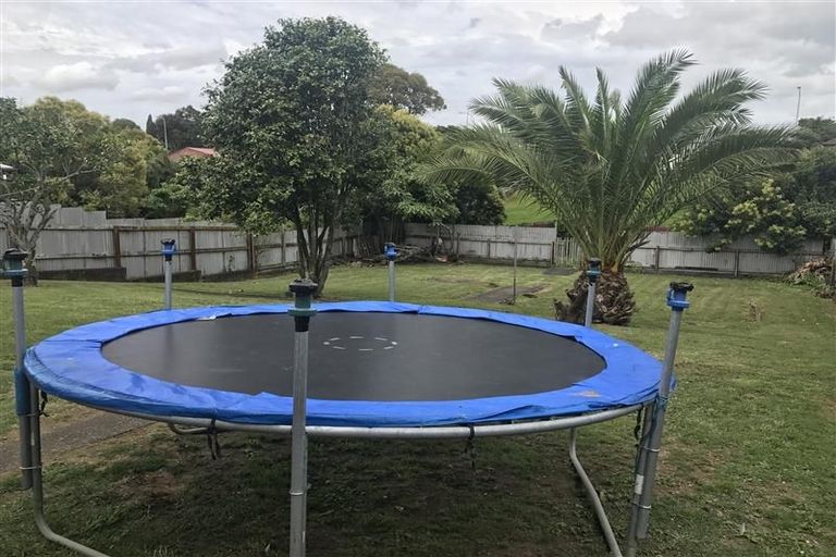 Photo of property in 11 Richards Avenue, Papatoetoe, Auckland, 2025