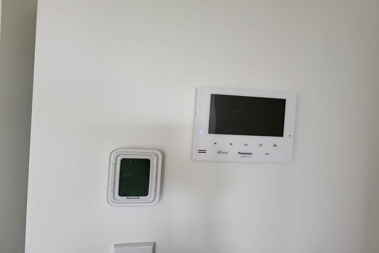 Photo of property in 47a Soaring Bird Drive, Takanini, 2112