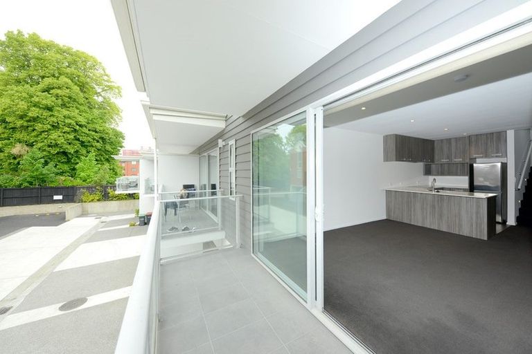 Photo of property in 2/30 Armagh Street, Christchurch Central, Christchurch, 8013