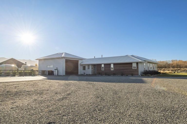 Photo of property in 2 Boundary Terrace, Twizel, 7999