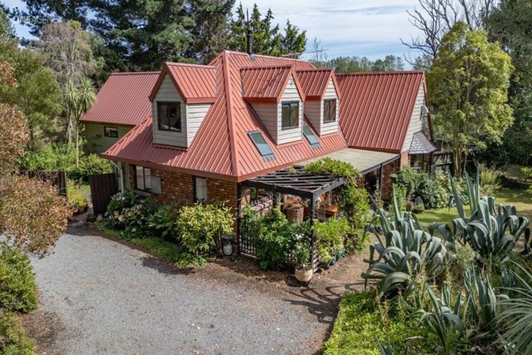 Photo of property in 57 Kings Avenue, Waikuku Beach, 7402