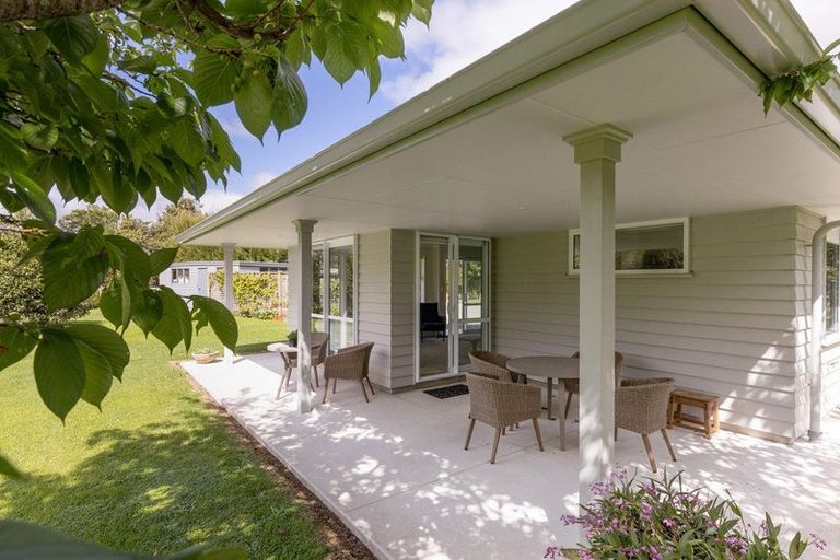 Photo of property in 85 Kayelene Place, Omokoroa, 3114