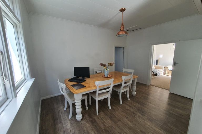 Photo of property in 337 Marine Parade, Napier South, Napier, 4110